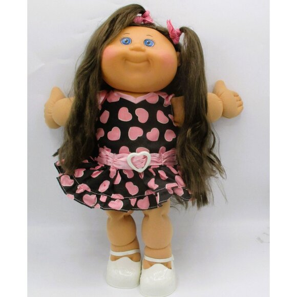 CPK 2011 Jakks Doll With Blue Eyes Long Brown Hair Black n Pink Heart Dress Whit - Picture 1 of 9
